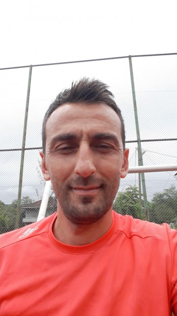 İHSAN ÖZTÜRK