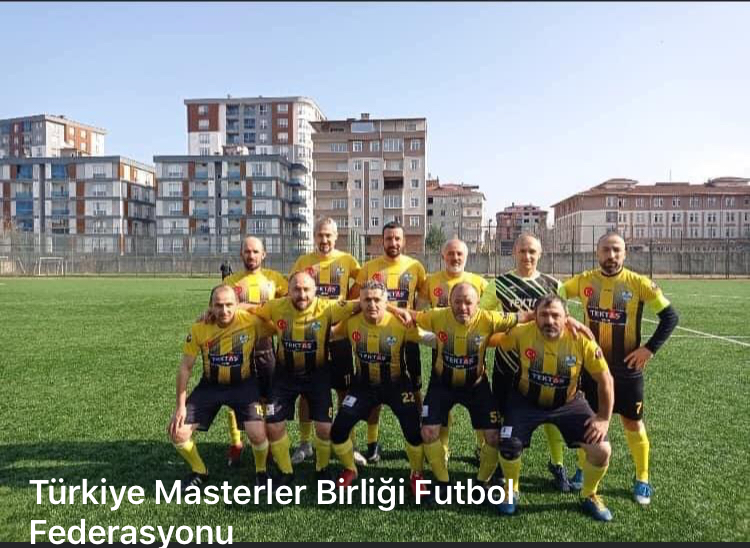 B GRUBU ŞAMPİYONU ARDEŞEN VETERANLAR OLDU